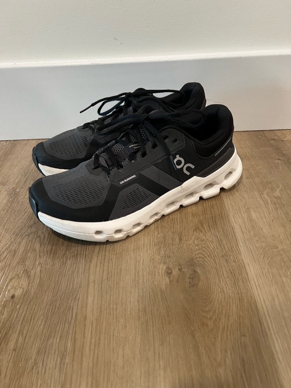 On Cloudrunner 2, Eclipse Black- Men’s 10 - Picture 4 of 6